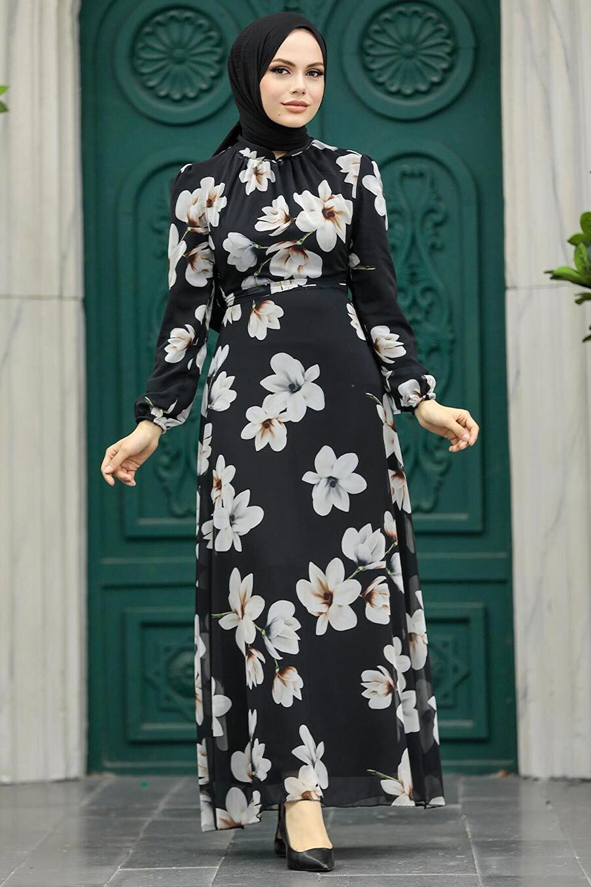 Çiçek Desenli Siyah Tesettür Elbise 27946S