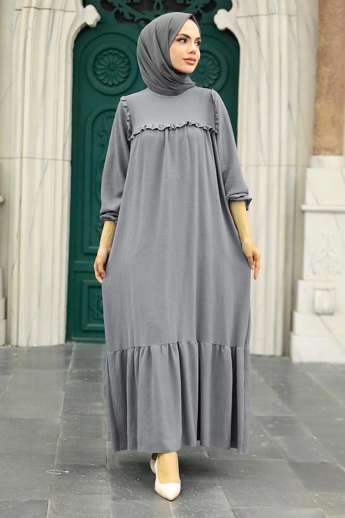 Fırfır Detaylı Gri Tesettür Elbise 7681GR