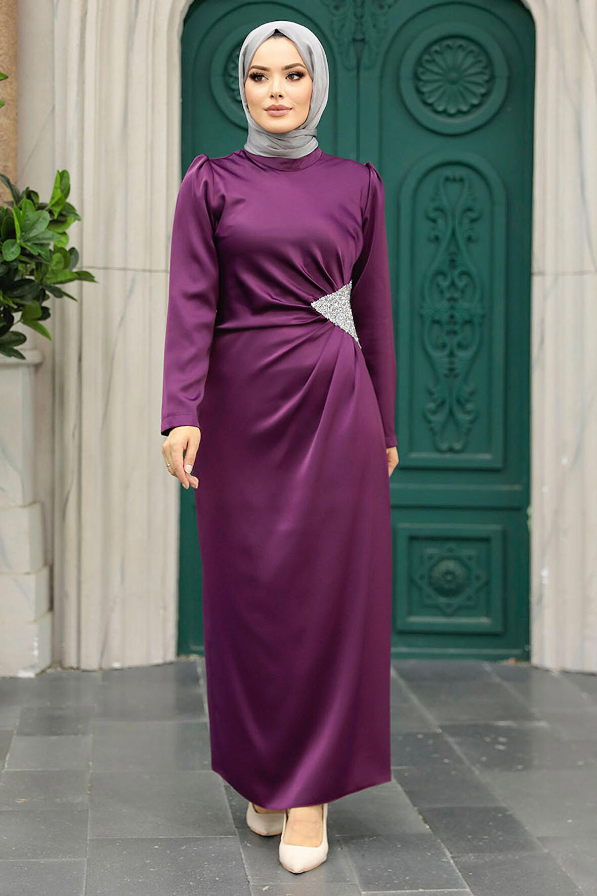 Drape Detaylı Mürdüm Tesettür Saten Abiye Elbise 5940MU