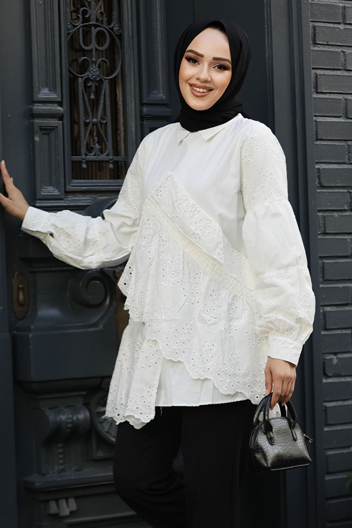 Güpürlü Beyaz Tesettür Tunik 14221B