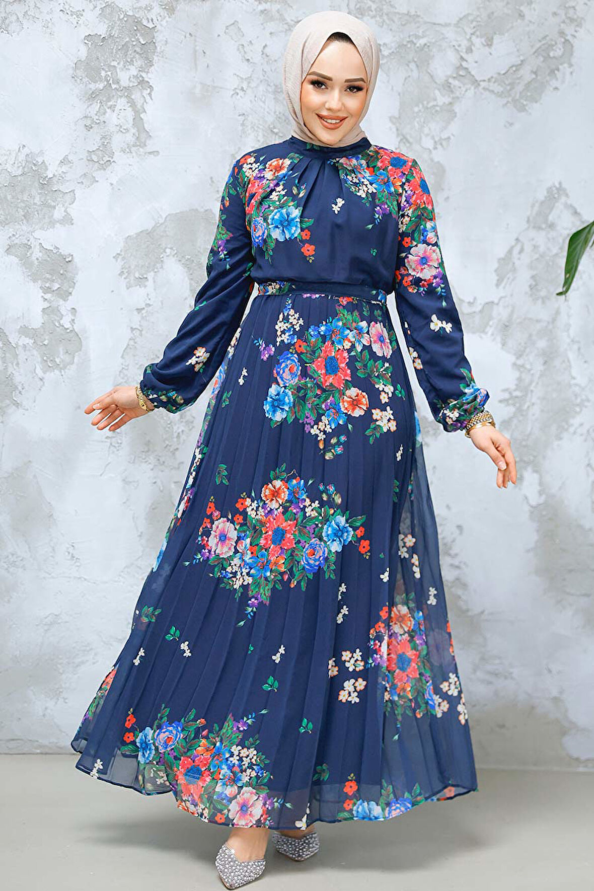 Çiçek Desenli Lacivert Tesettür Elbise 34468L
