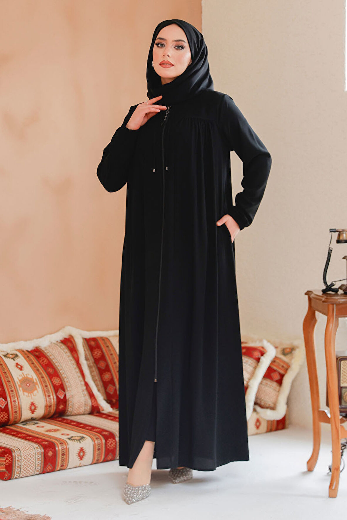 Fermuarlı Siyah Tesettür Ferace 45290S