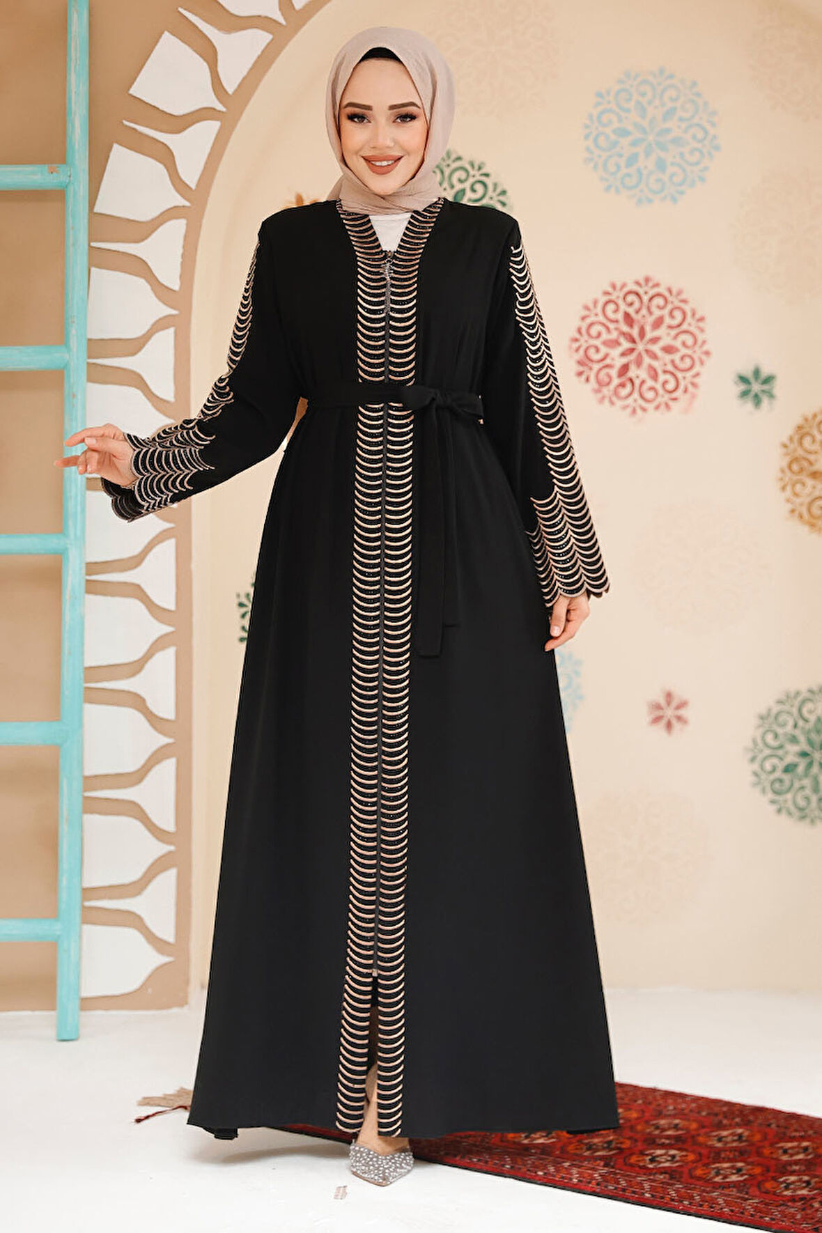 Nakış işlemeli Siyah Tesettür Abaya 29114S