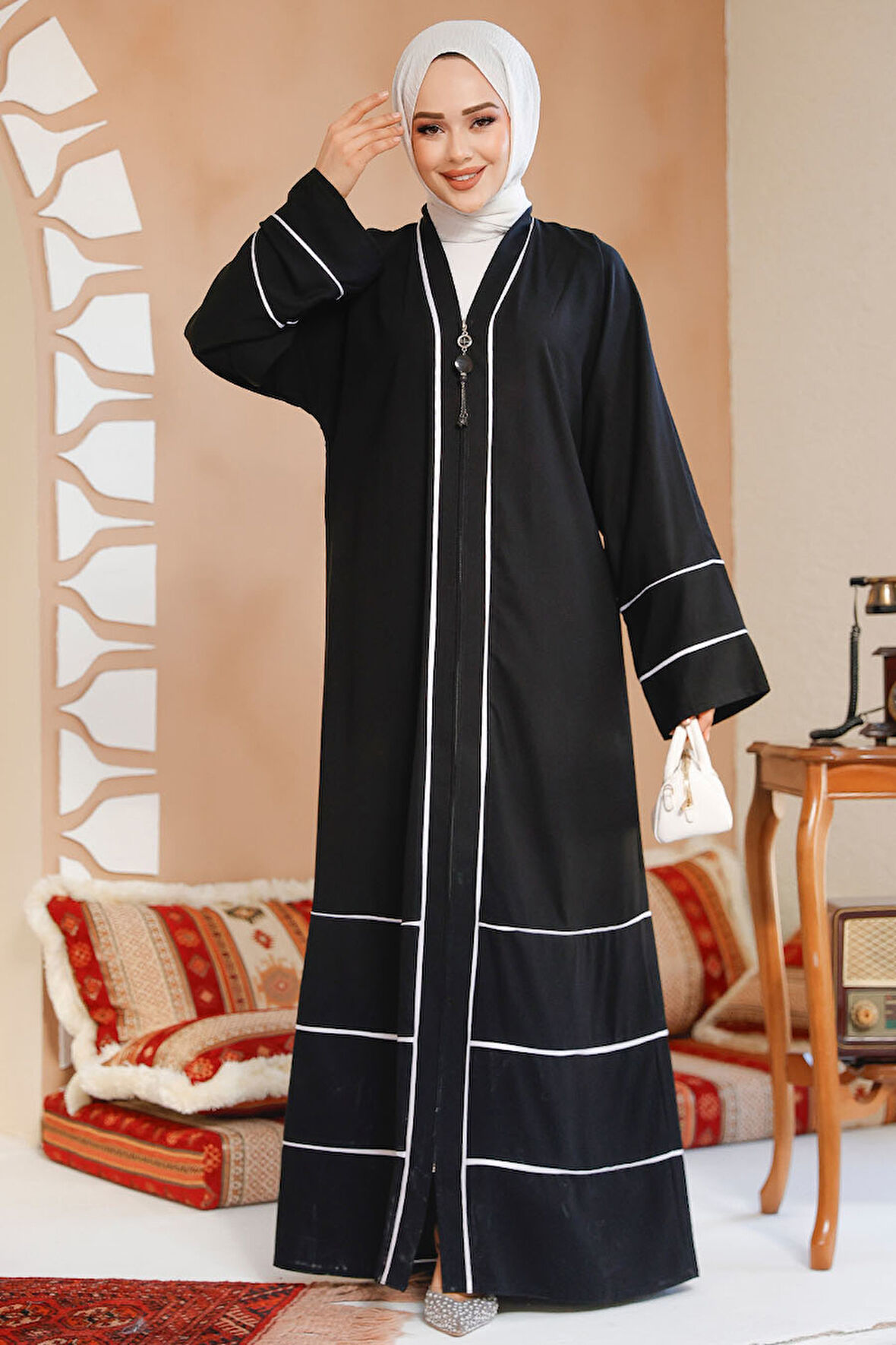 Fermuarlı Siyah Tesettür Abaya 41567S