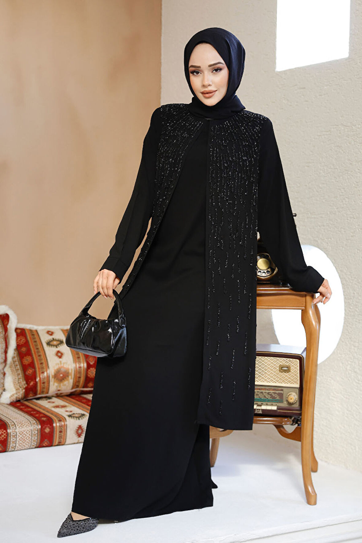Boncuk İşlemeli Siyah Tesettür Abaya 29119S