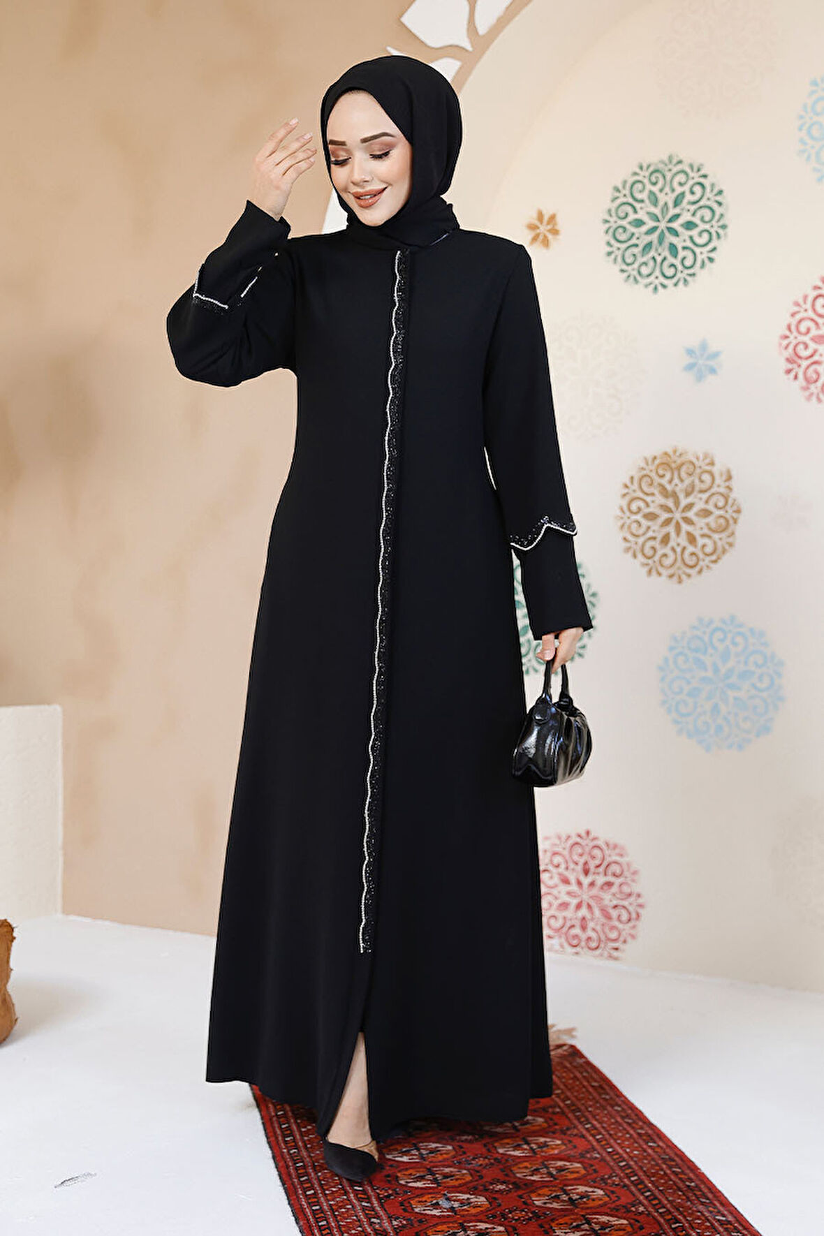 Boncuk İşlemeli Siyah Tesettür Abaya 61365S