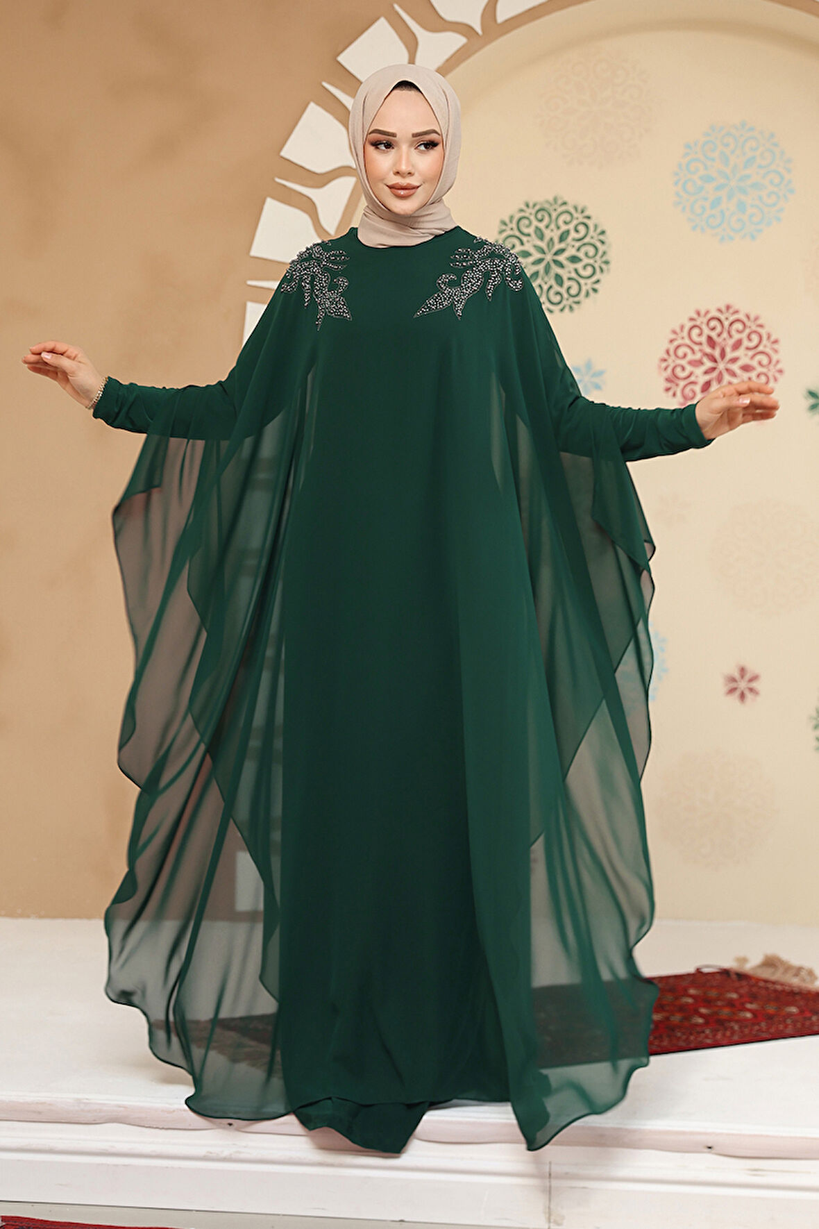 Panço Detaylı Zümrüt Yeşili Tesettür Abaya 25908ZY