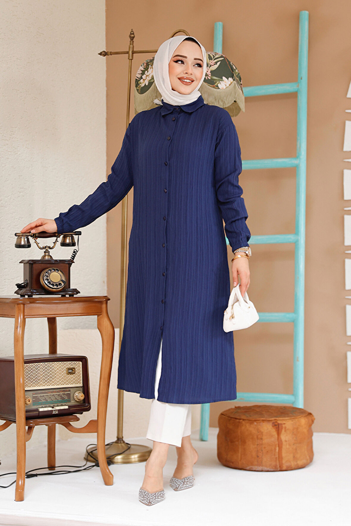 Düğmeli Lacivert Tesettür Tunik 70381L