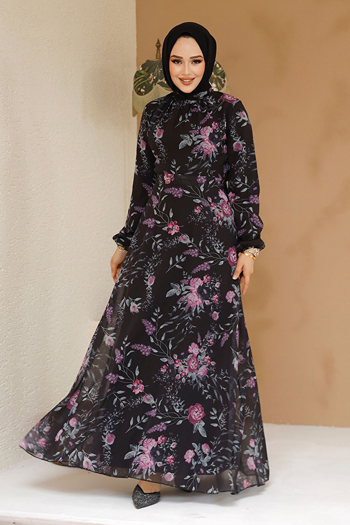 Çiçek Desenli Siyah Tesettür Elbise 27960S