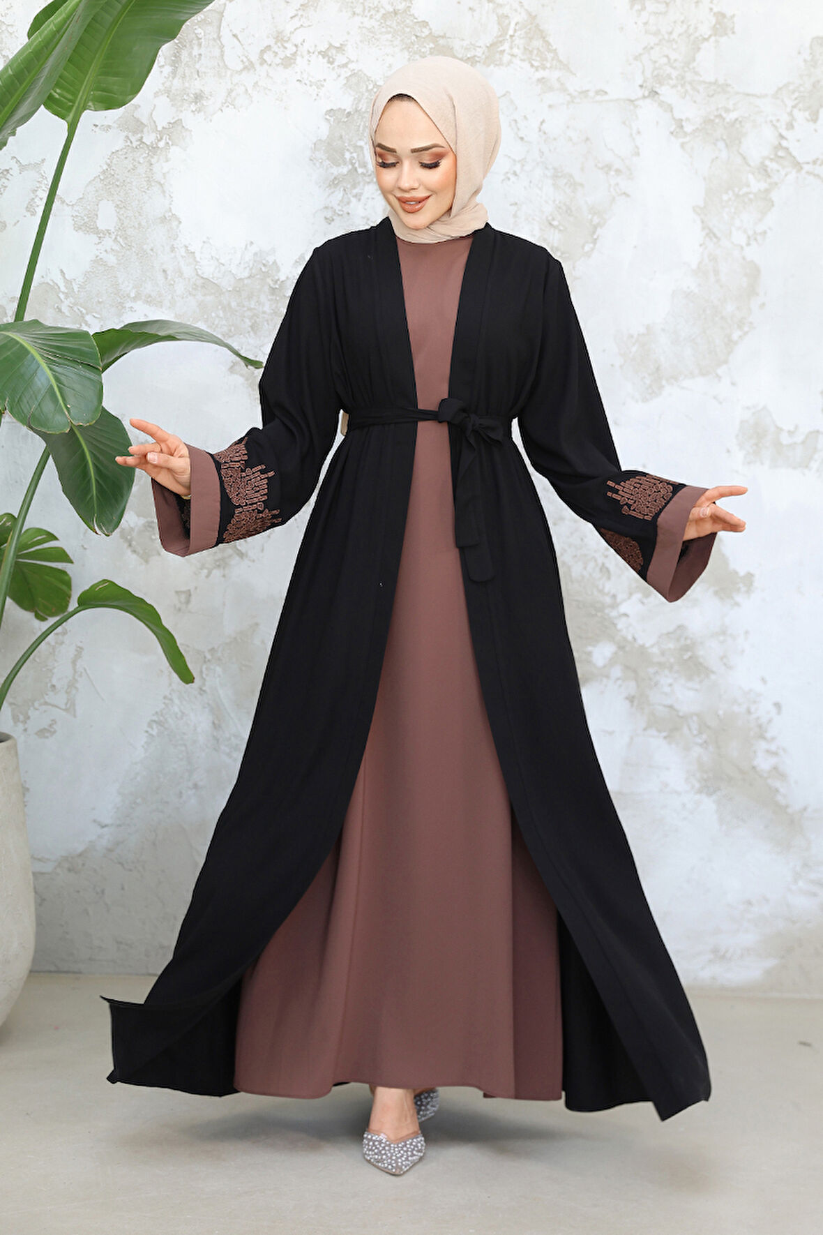 Nakış Desenli Siyah Koyu Vizon Tesettür Abaya Takım 29128SKV