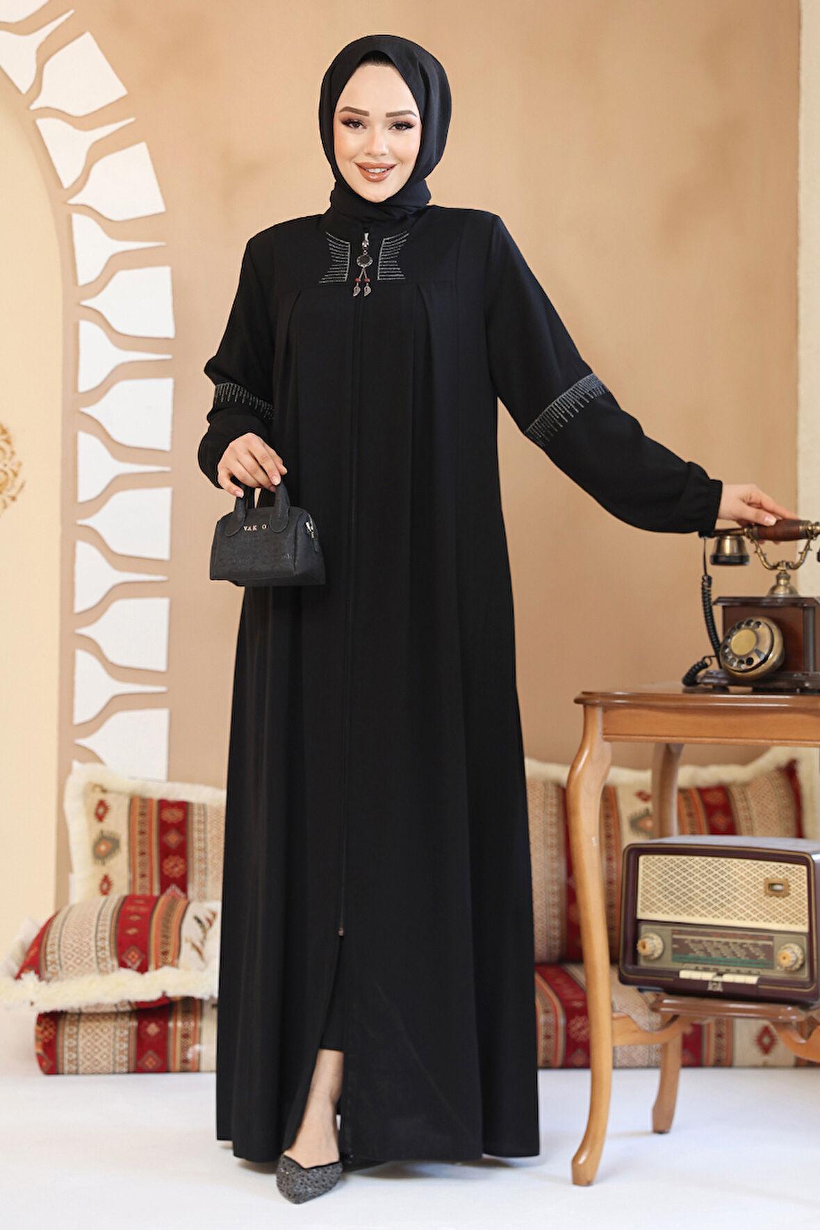 Fermuarlı Siyah Tesettür Abaya 45299S