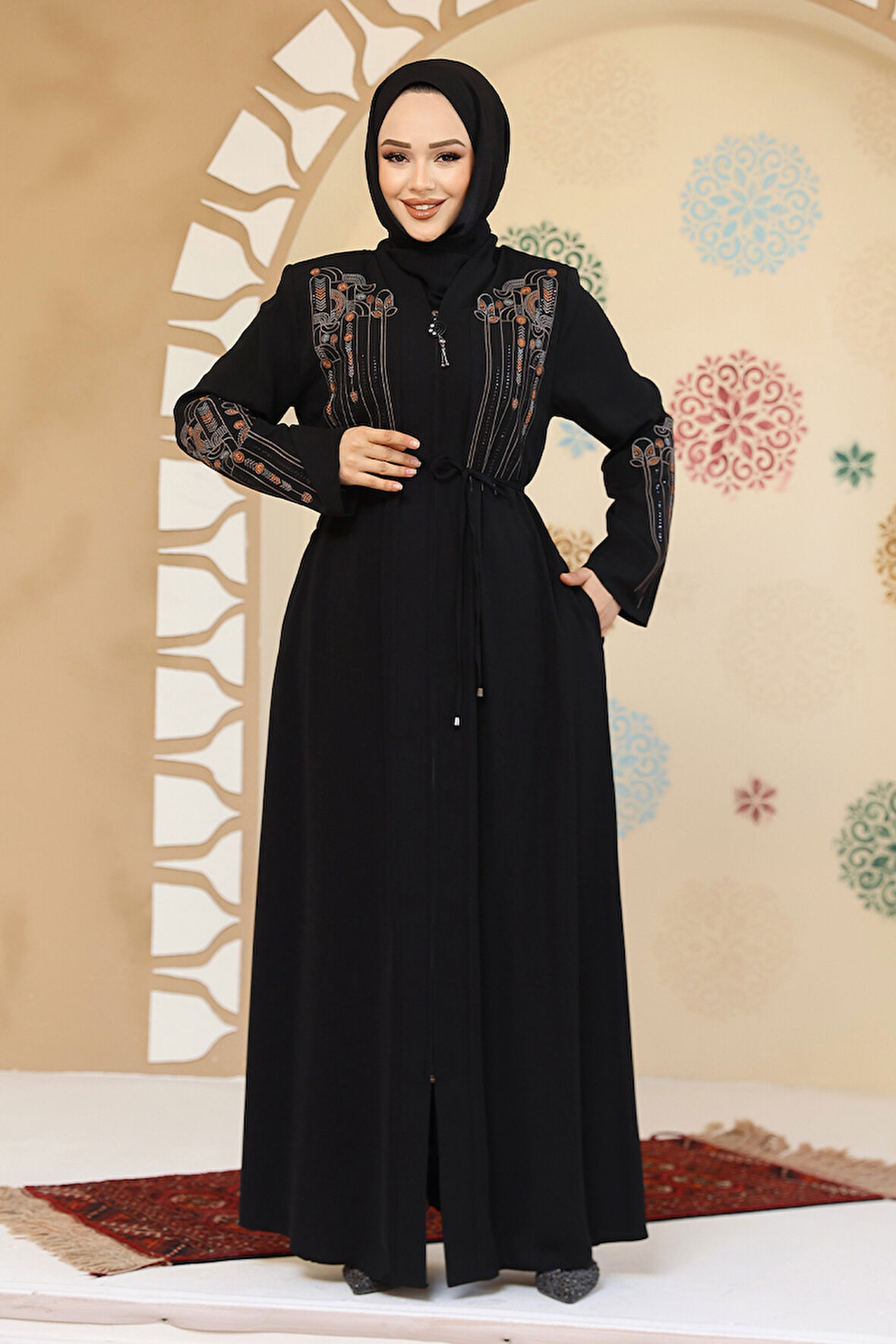 Desenli Siyah Tesettür Abaya 45302S