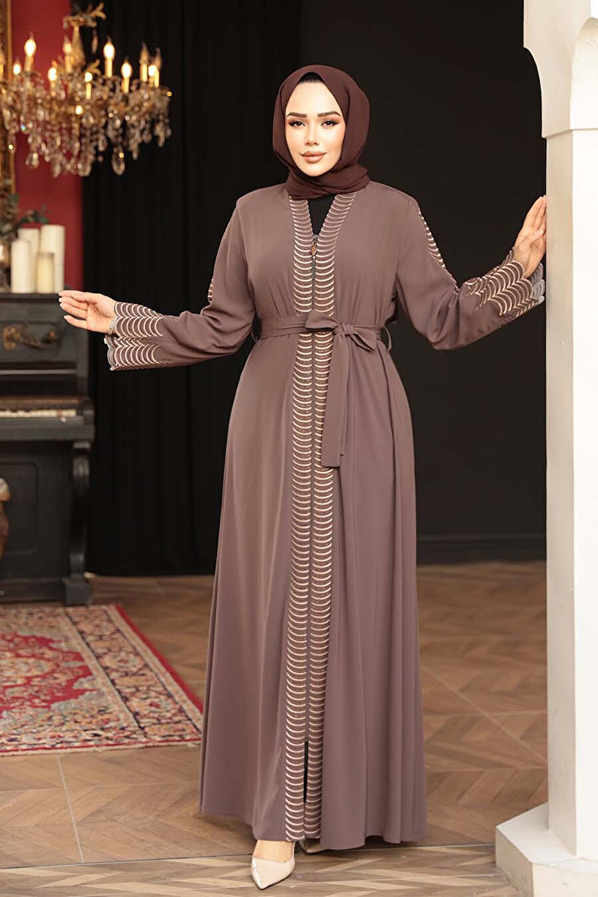Nakış işlemeli Kahverengi Tesettür Abaya 29114KH