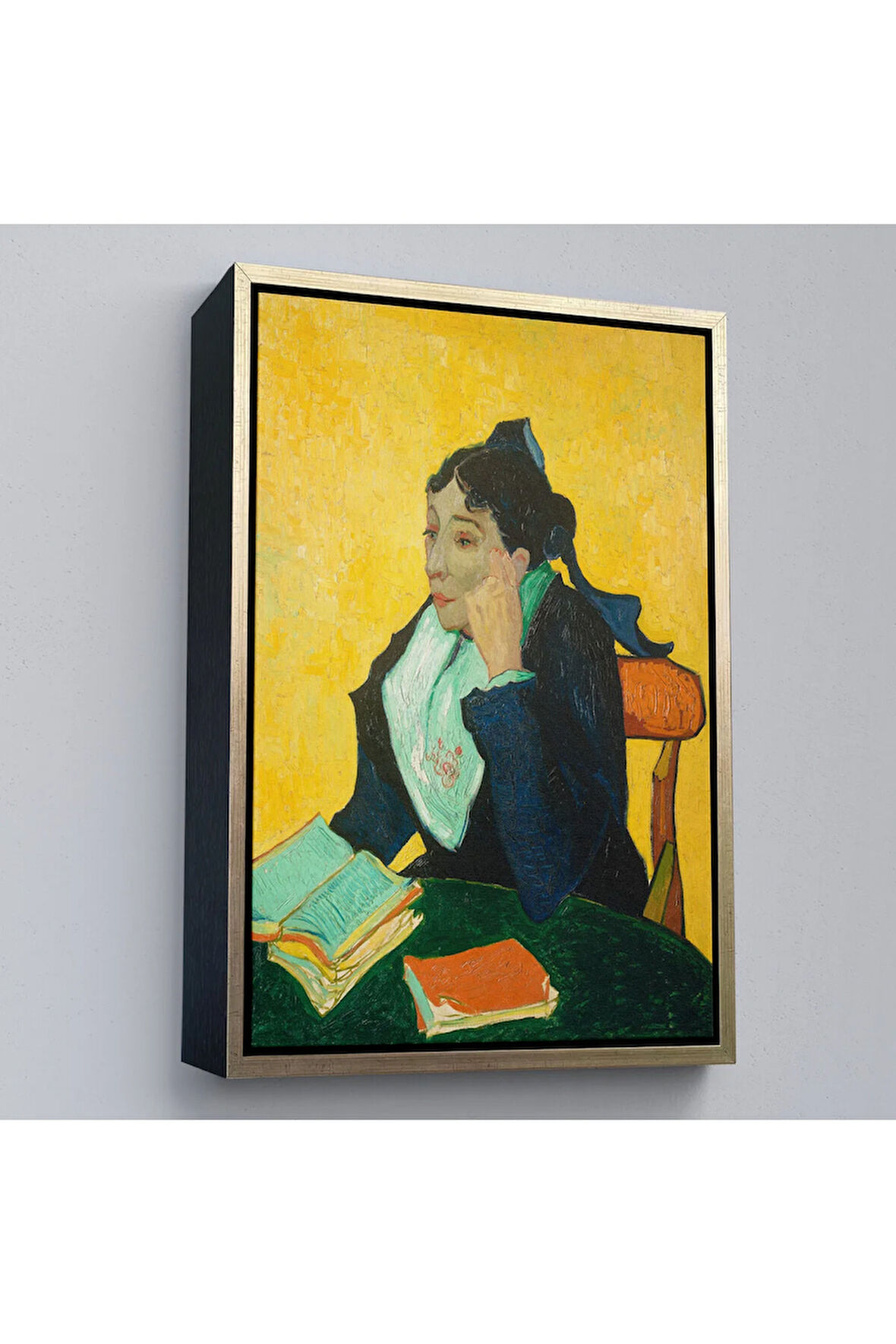 Ahşap Çerçeveli Vincent Van Gogh - Kitaplarla Madame Ginoux Tablosu-7448
