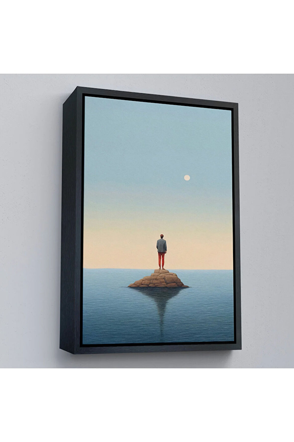 Ahşap Çerçeveli Denizin Ortasında Yalnız Adam Tablosu-7538