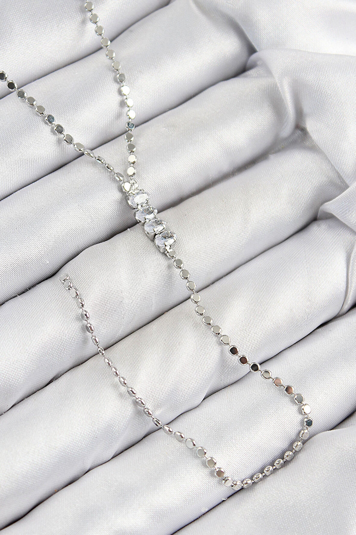 Pirinç Zirkon Taşlı Ezme Zincirli Model Gümüş Renk Y Kolye