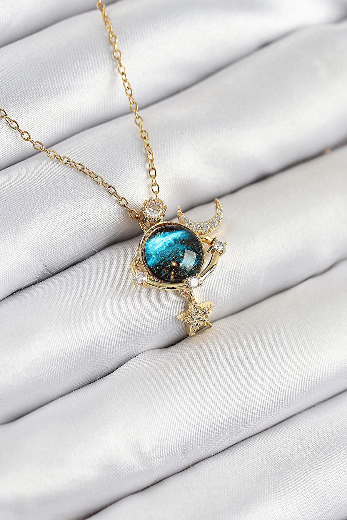 316L Çelik Zirkon Taşlı Gezegen Model Gold Renk Kadın Kolye