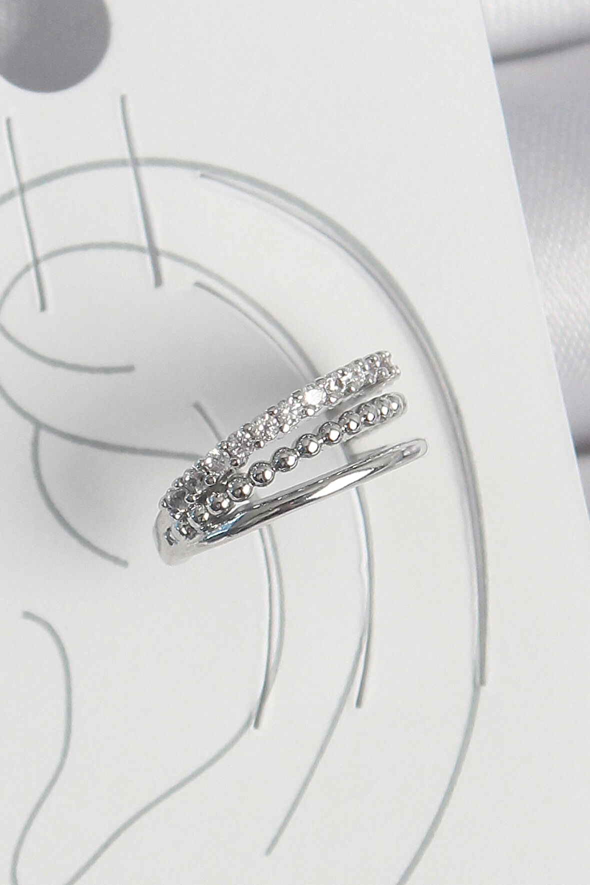 Pirinç Gümüş Renk Zirkon Taşlı 3'Lü Sıralı Model Kadın Kıkırdak Küpe