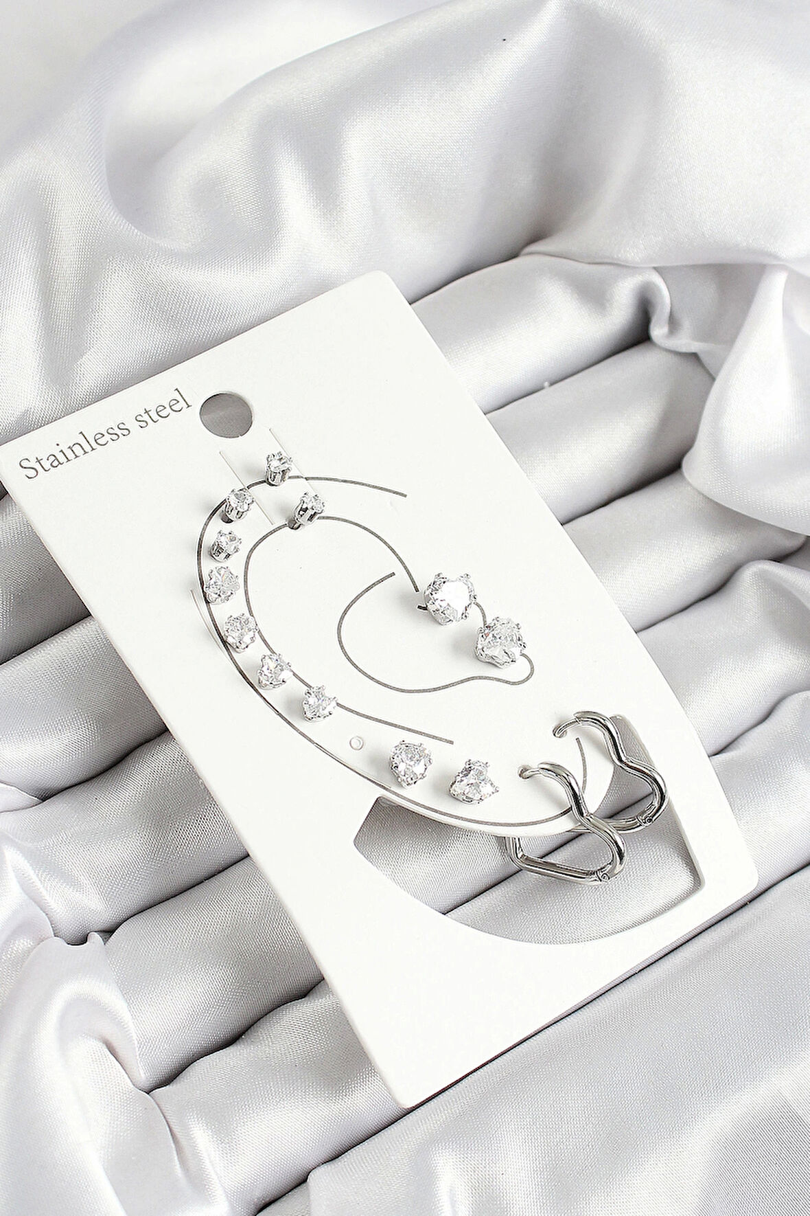 316L Çelik Kalp Figürlü Ve Zirkon Taşlı Gümüş Renk 7'li Çift Kadın Küpe Set