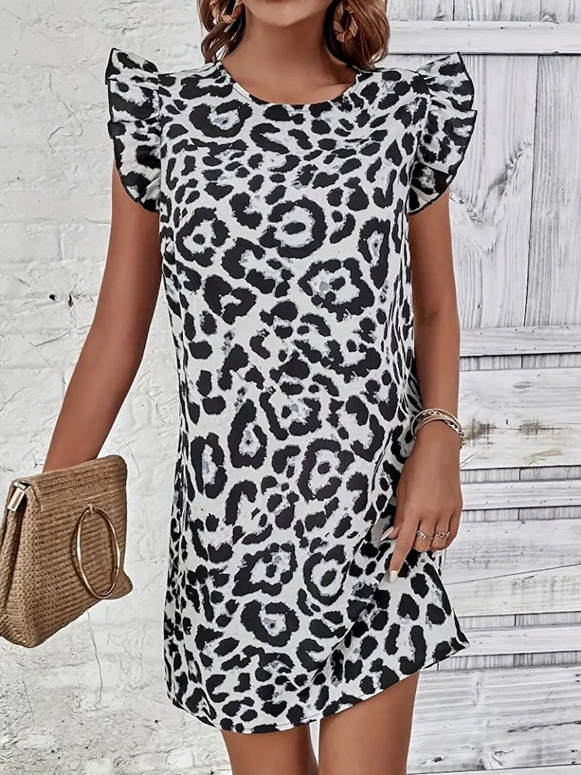 TUA MODA Kadın Kısa Kollu Kolları Fırfır Detay Arkası Bağlamalı Leopar Desen Kolsuz Mini Mikro Elbise