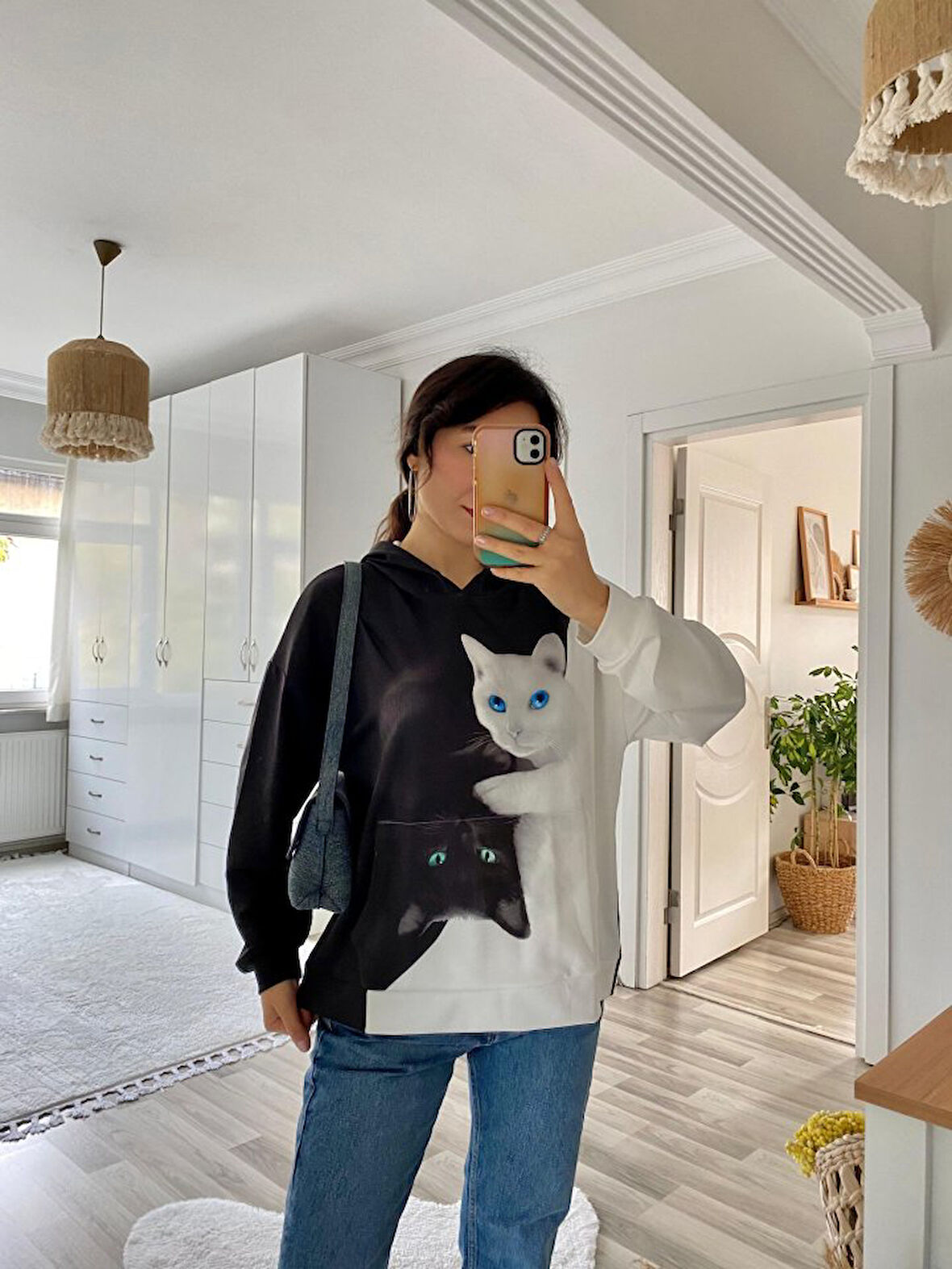 TUA MODA Kadın Uzun Kollu Kapşonlu Bağcıklı Kedi Desenli şardonlu Dalgıç Bluz