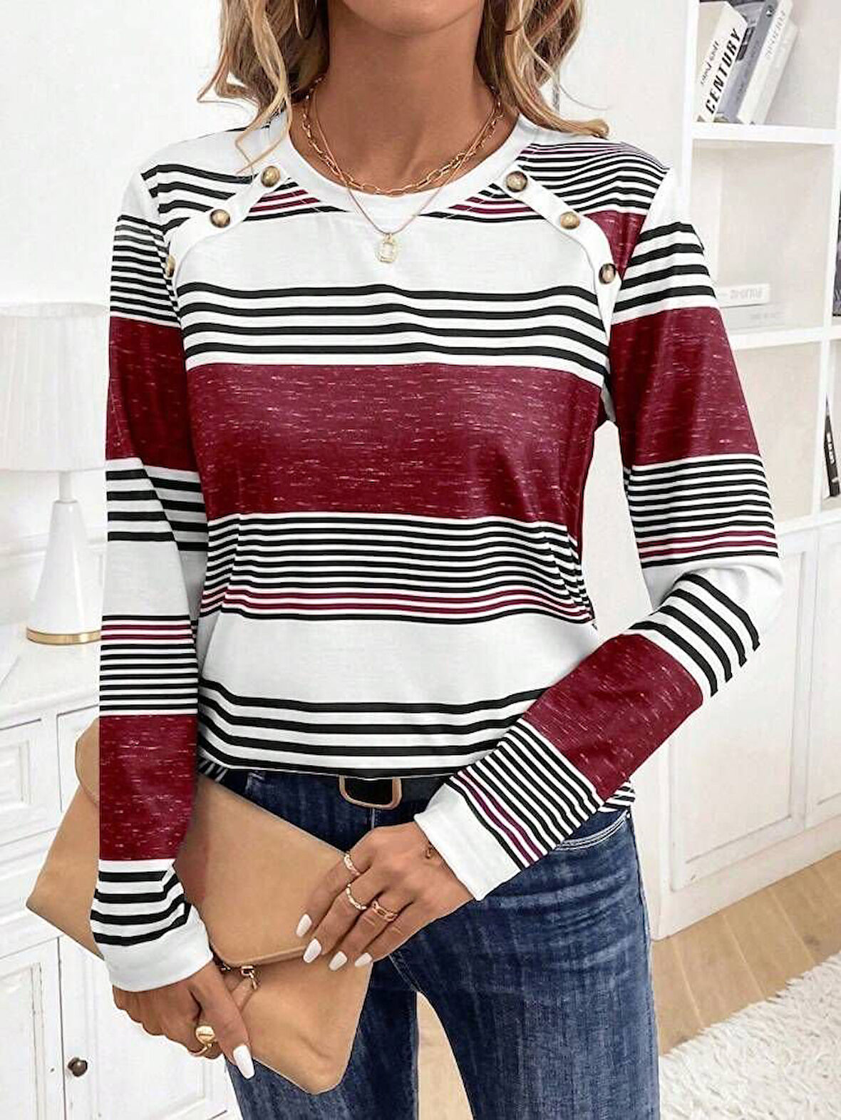 TUA MODA Kadın Uzun Kollu Bisiklet Yaka Düğme Detaylı Desenli Süprem Bluz