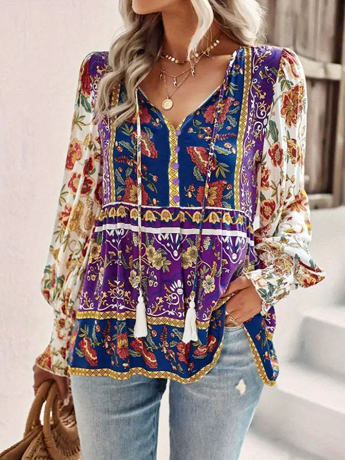 TUA MODA Kadın Uzun Kollu Yakası Açık Bağcıklı çiçek Desenli Salaş Bluz