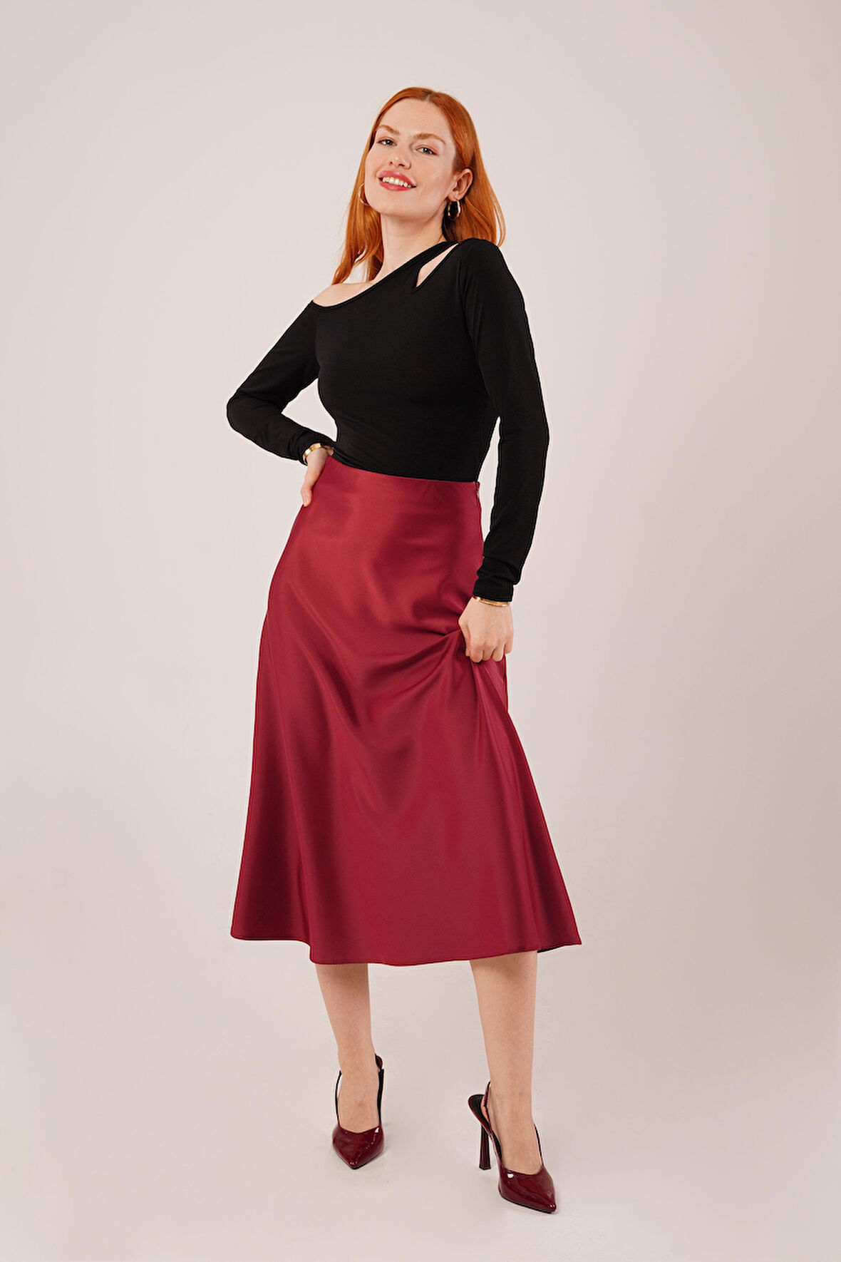 TUA MODA Çan Kesim Midi Bordo Saten Etek