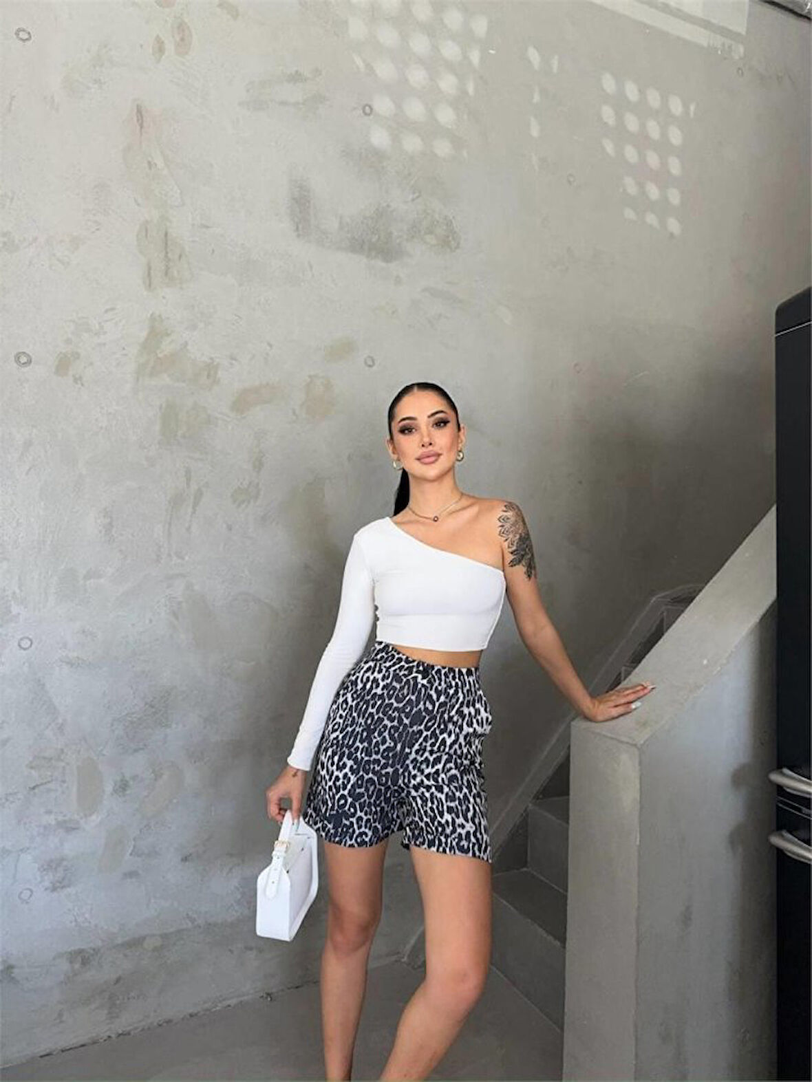 TUA MODA LEOPAR DESEN ŞORT - Gri