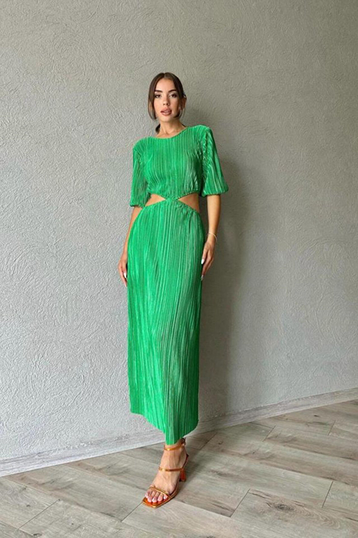 TUA MODA Yeşil Piliseli Elbise