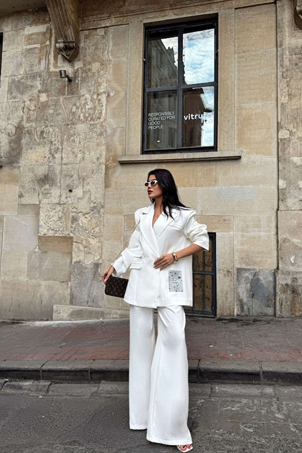 TUA MODA TASARIM ETİKET DETAYLI CEKET - PANTOLON TAKIM - Beyaz