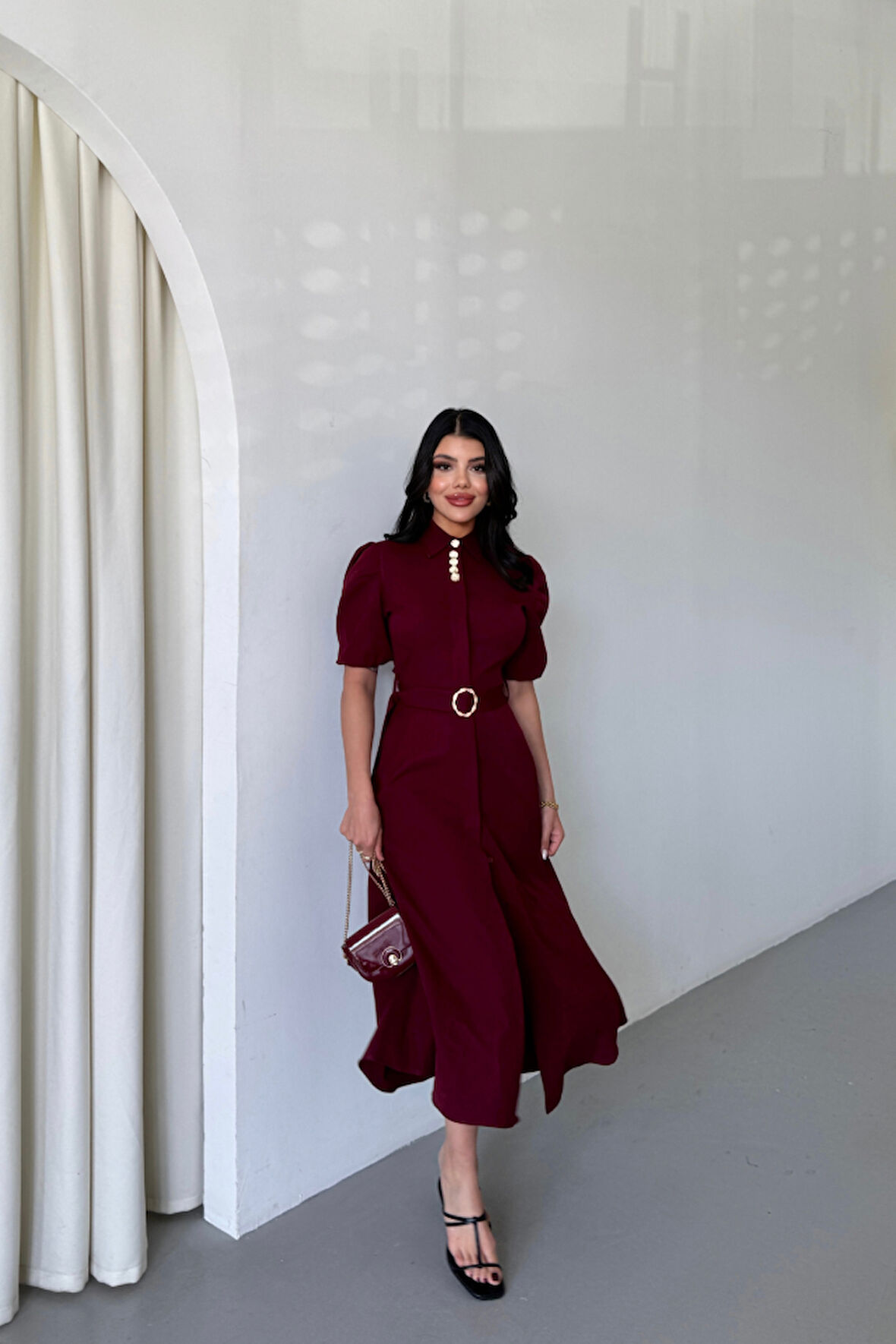 TUA MODA YAKA DÜĞME DETAYLI ELBİSE- Bordo