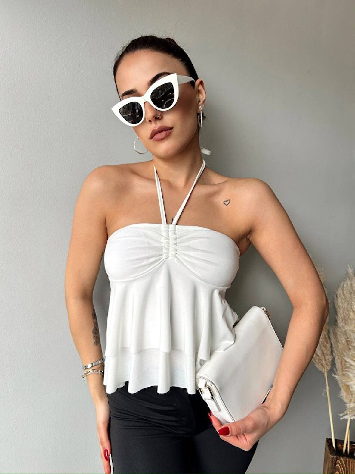 TUA MODA Kadın Halter Bağcık Detay Gloplu Bluz