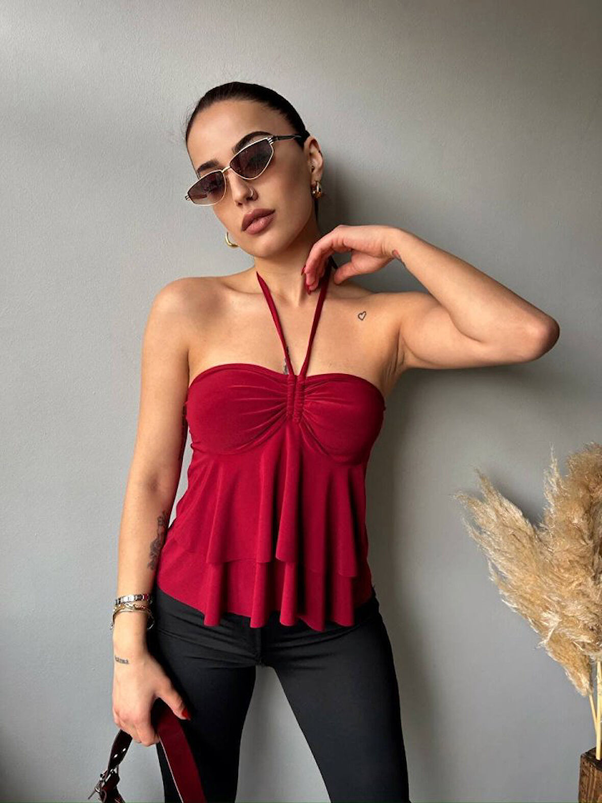 TUA MODA Kadın Halter Bağcık Detay Gloplu Bluz