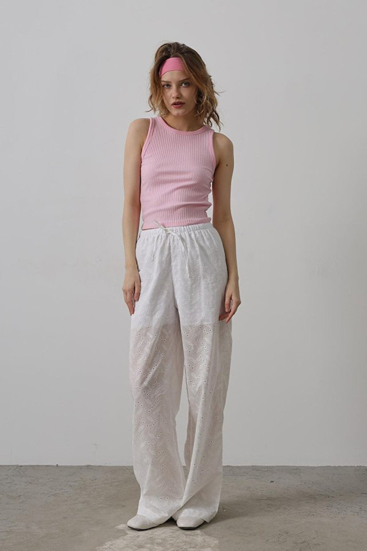 TUA MODA Beli Bağlamalı Brode Pantolon - Beyaz