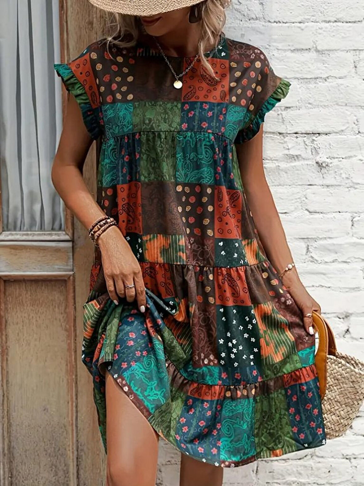 TUA MODA Kadın Kısa Kollu Kolları Fırfırlı Bisiklet Yakalı Kare Desenli Elbise