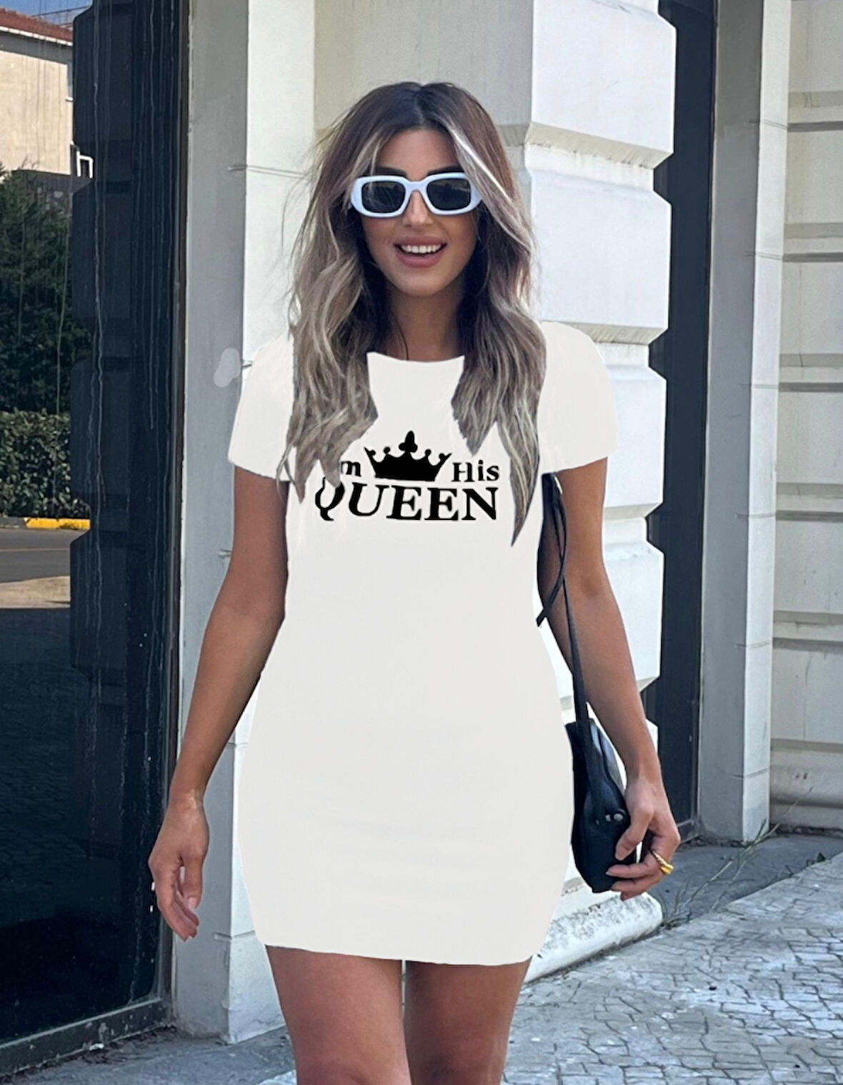 TUA MODA Kadın Kısa Kollu Queen Baskı Iki Iplik Mini Elbise