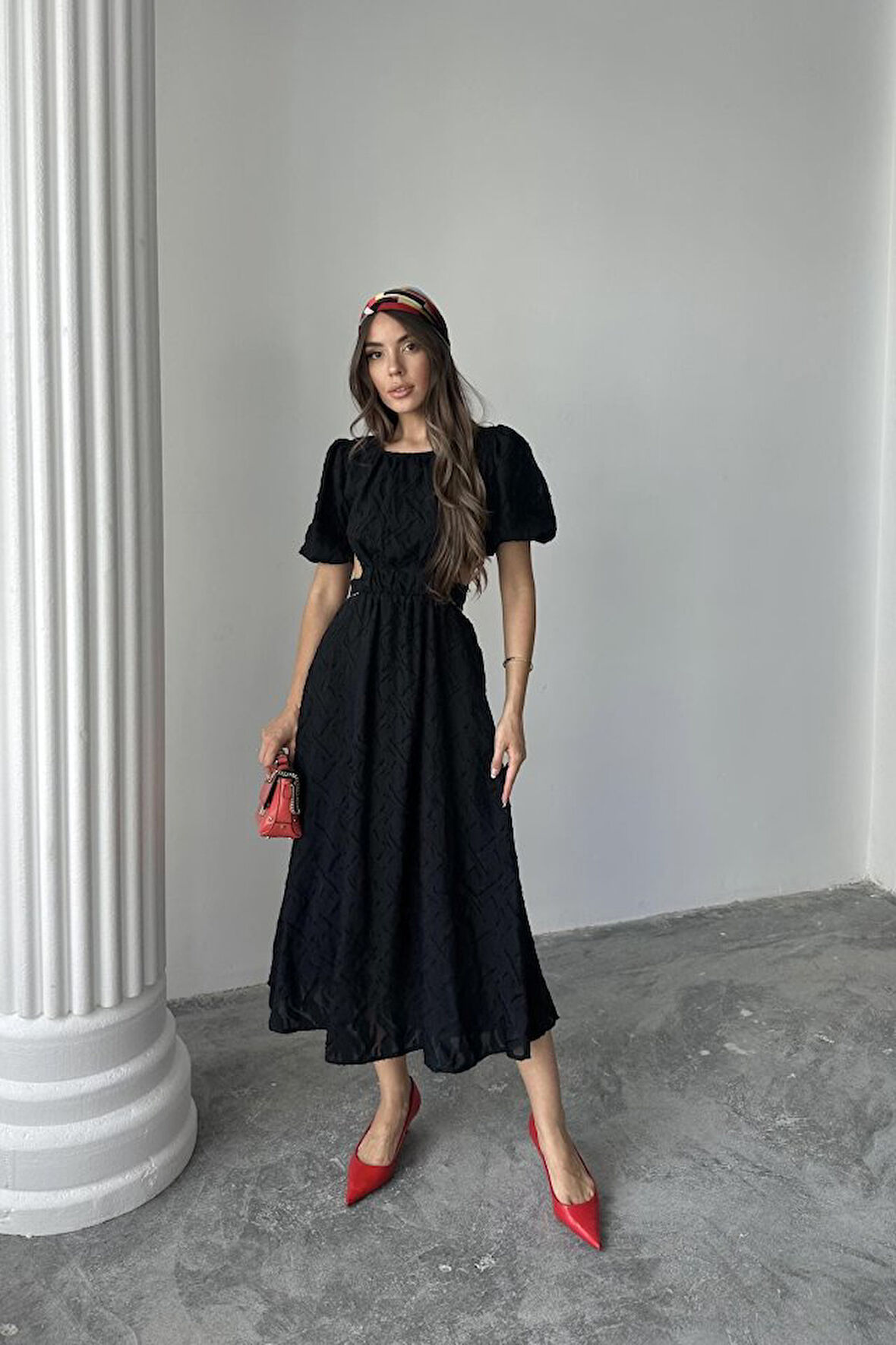 TUA MODA Siyah Balon Kol Kuşaklı Elbise