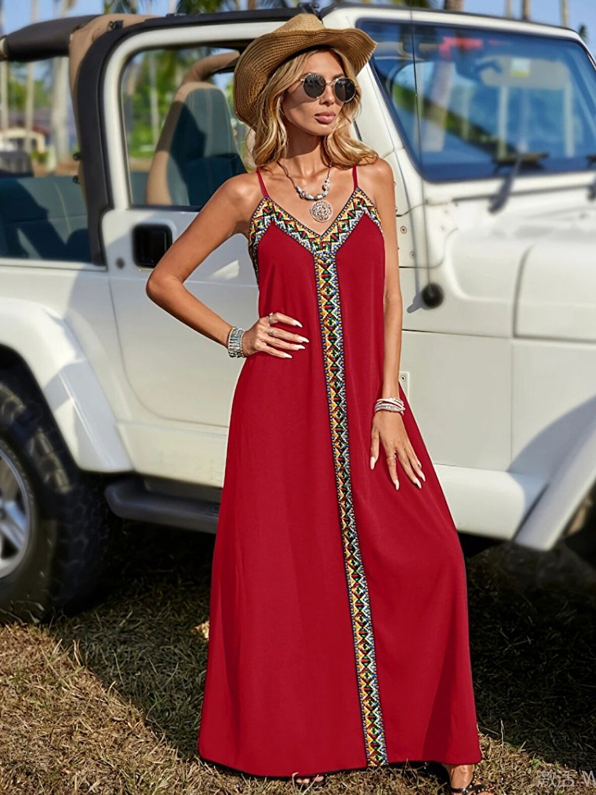 TUA MODA Kadın Askılı V Yakalı Etnik şerit Detaylı Uzun Viskon Elbise