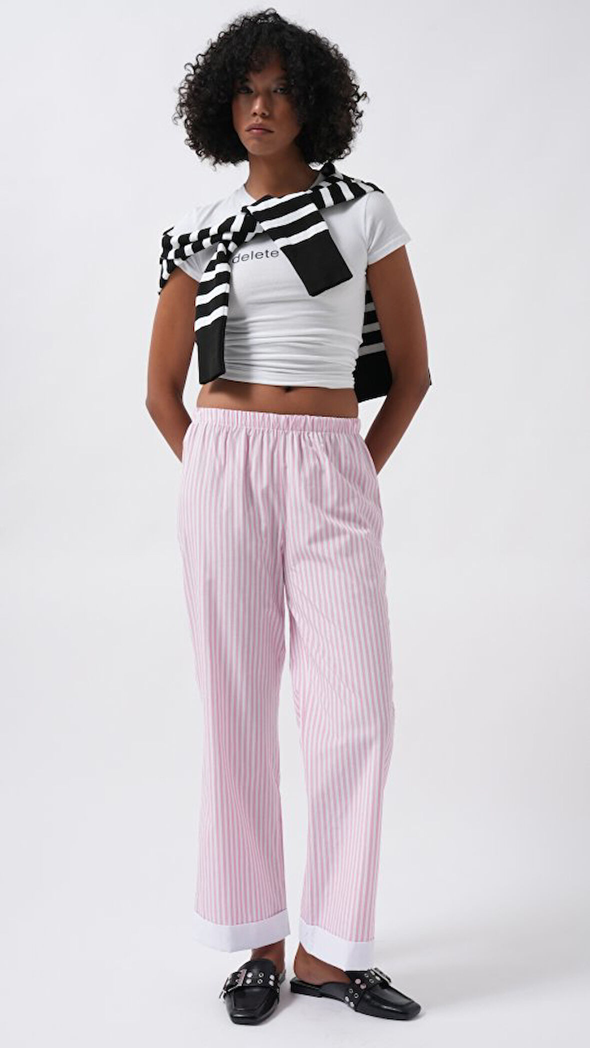 TUA MODA Paça Şerit Detay Çizgili Pantolon