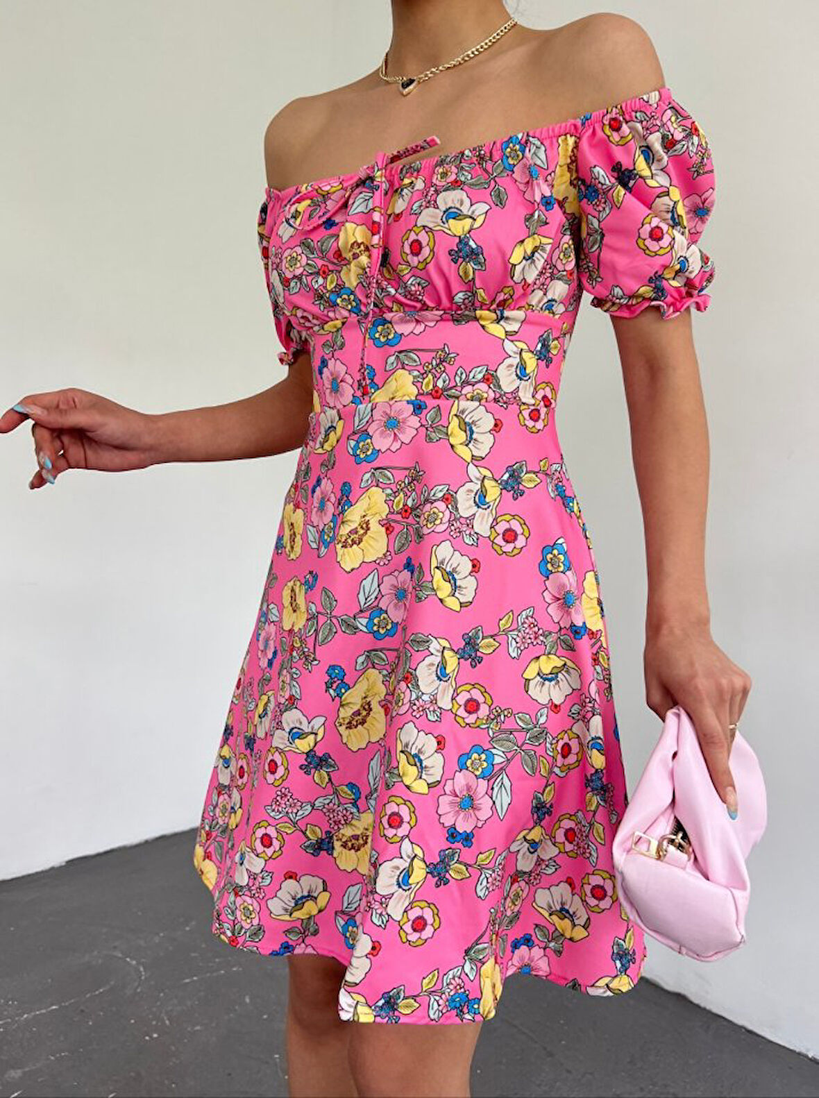 TUA MODA Yakası Lastikli Bağcık Detaylı Mini Elbise -Pembe