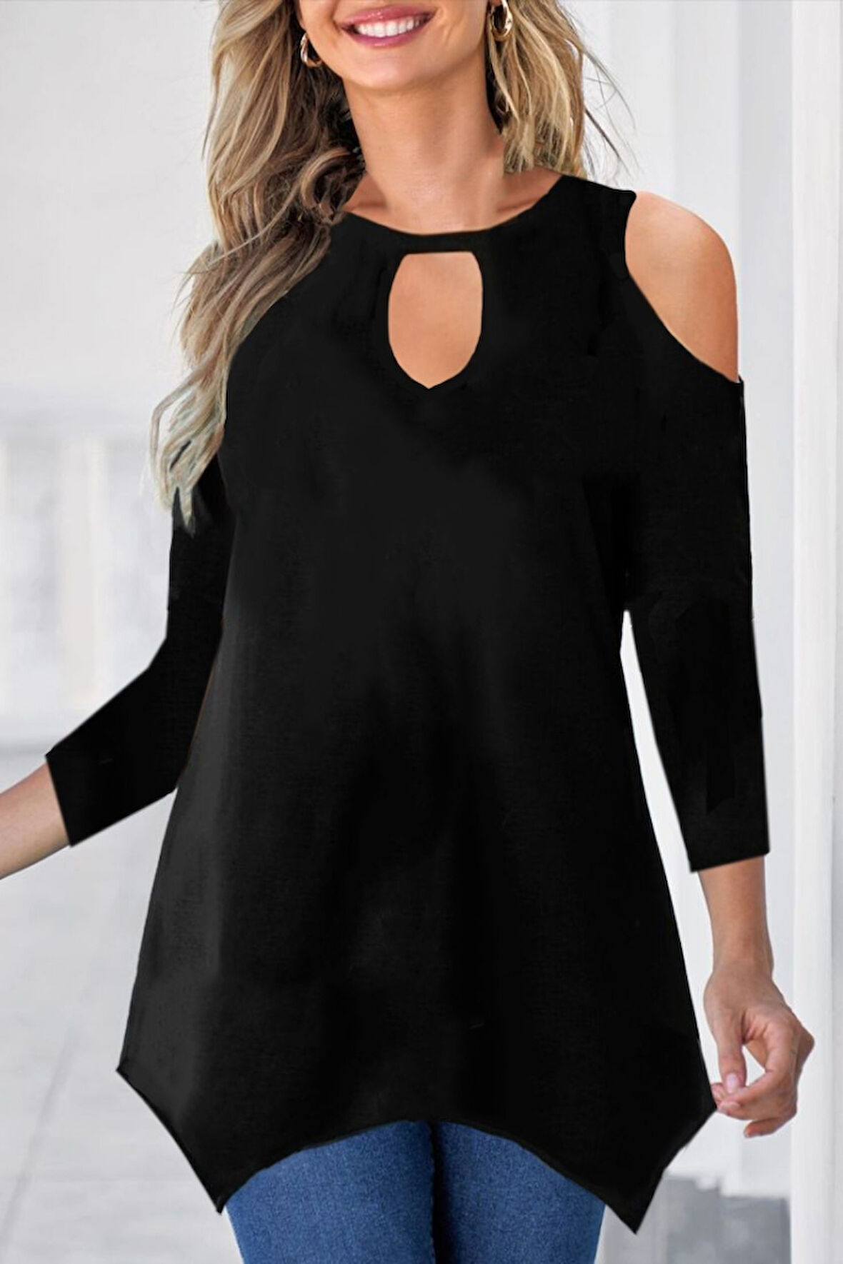 TUA MODA Kadın Uzun Kollu Omuz Ve Göğüs Dekolte Detay Viskon Bluz