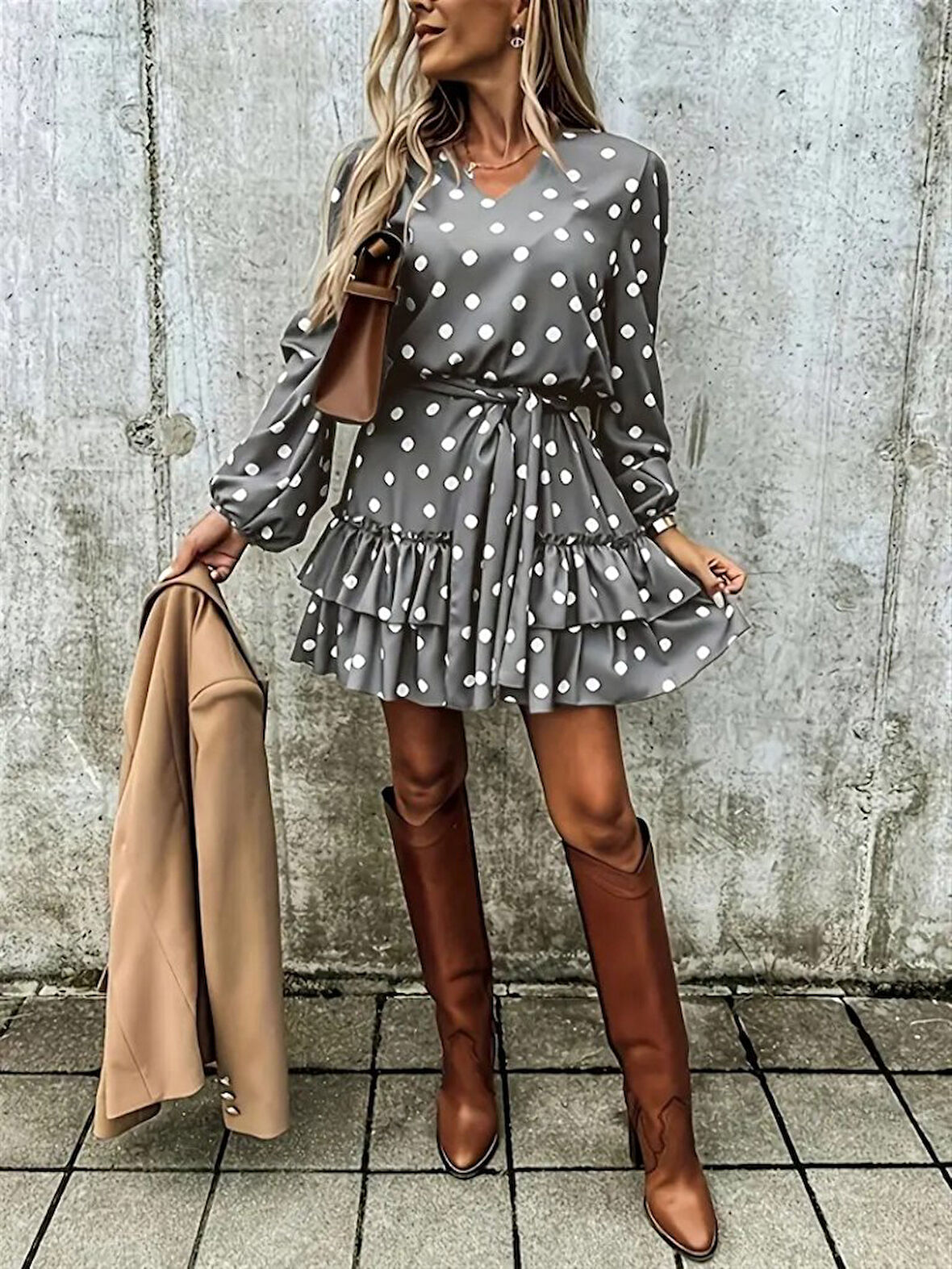 TUA MODA Kadın Uzun Kollu V Yakalı Belden Kuşaklı Puantiyeli Mini Modal Elbise