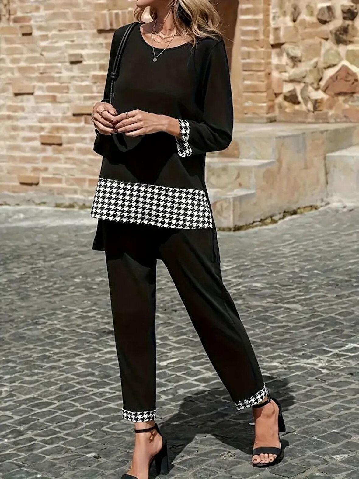 TUA MODA Kadın Uzun Kollu Yuvarlak Yakalı Kaz Ayağı Detaylı Viskon Iki Iplik Bluz Ve Pantolon Ikili Takım