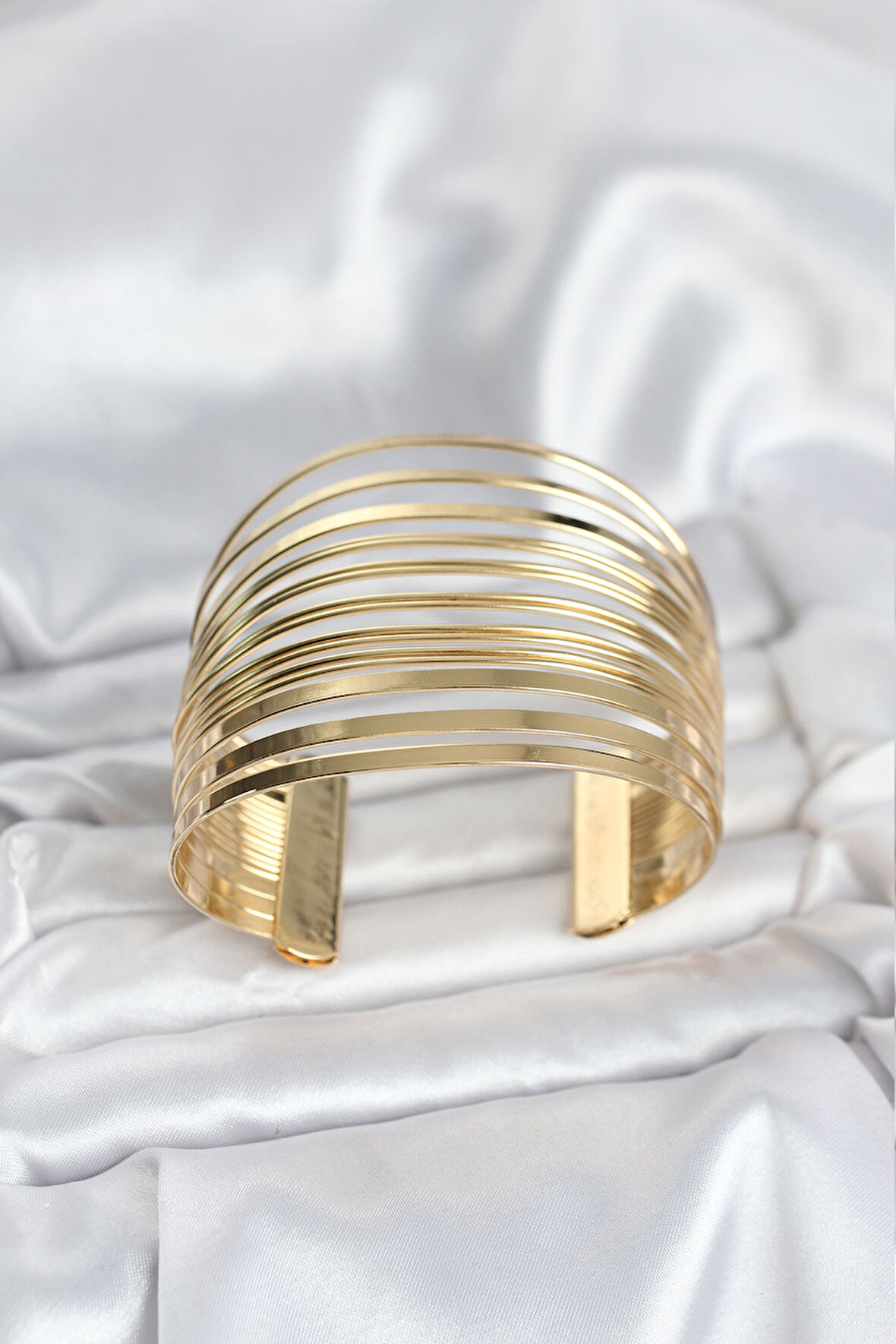 TUA MODA Gold Renk Pirinç Kaburga Model Kadın Bileklik