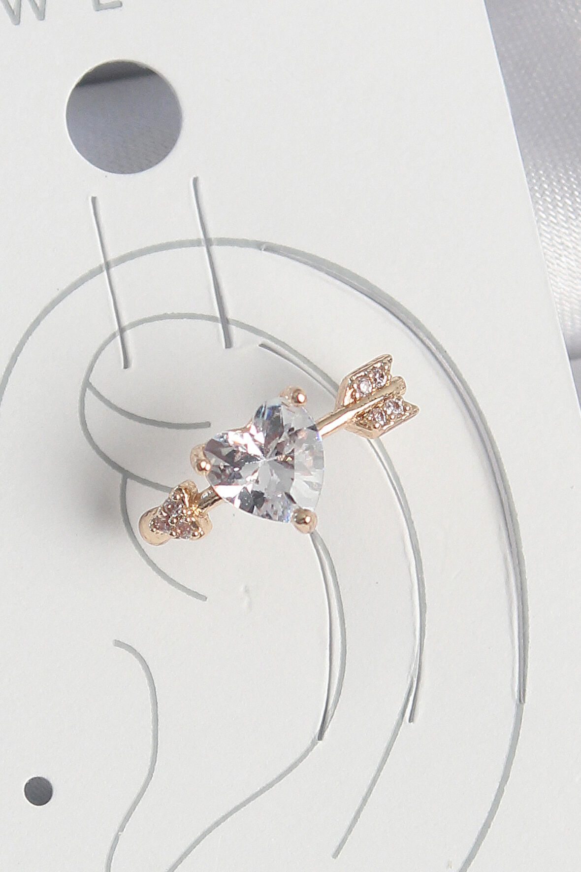 TUA MODA Pirinç Gold Renk Zirkon Taşlı Kalp Ok Model Kadın Kıkırdak Küpe
