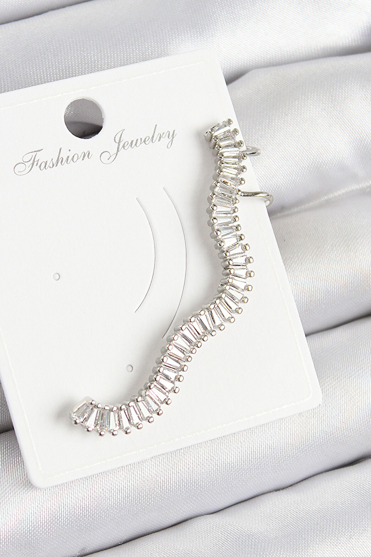 TUA MODA Pirinç Su Yolu Model Gümüş Renk Sağ Kıkırdak Küpe