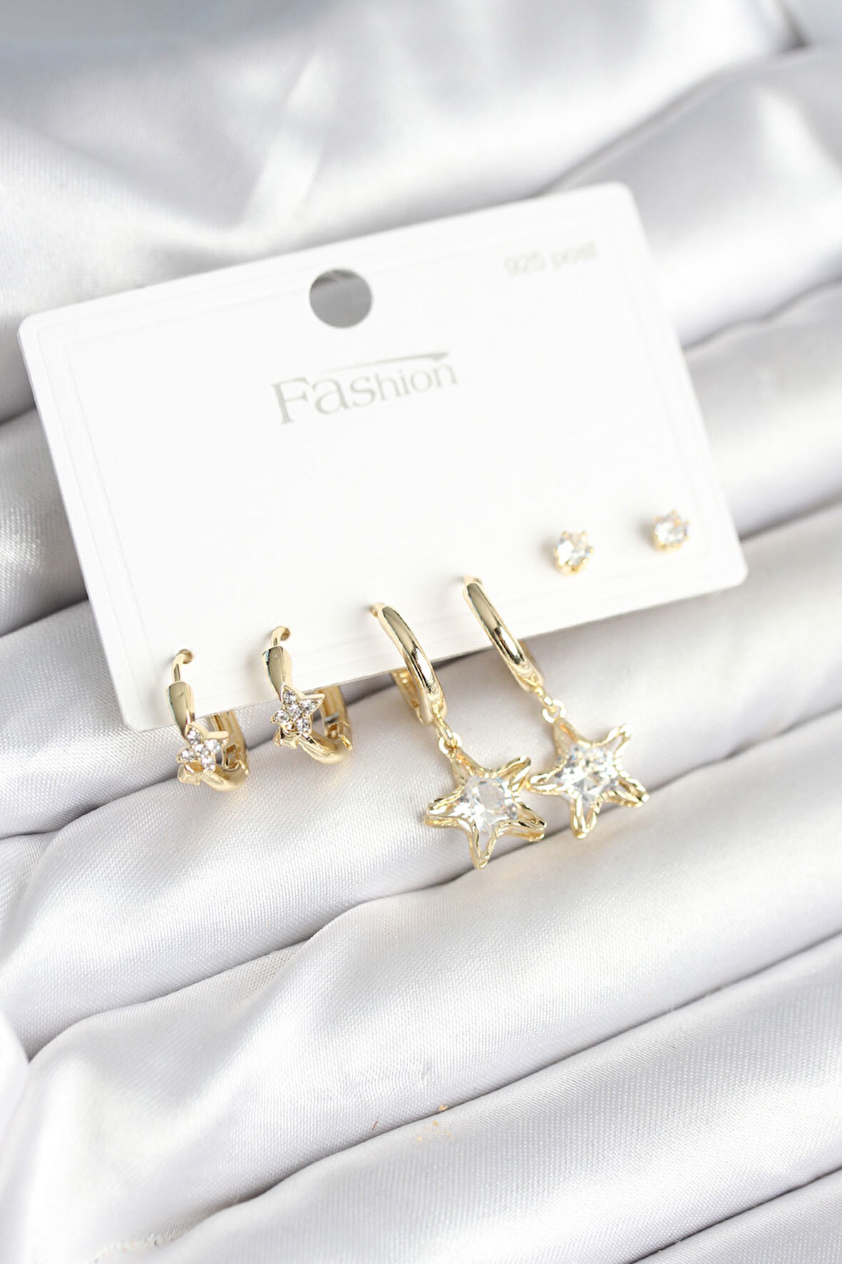 TUA MODA Pirinç Gold Renk Yıldız Model 925 Gümüş Çivili Kadın Küpe Seti