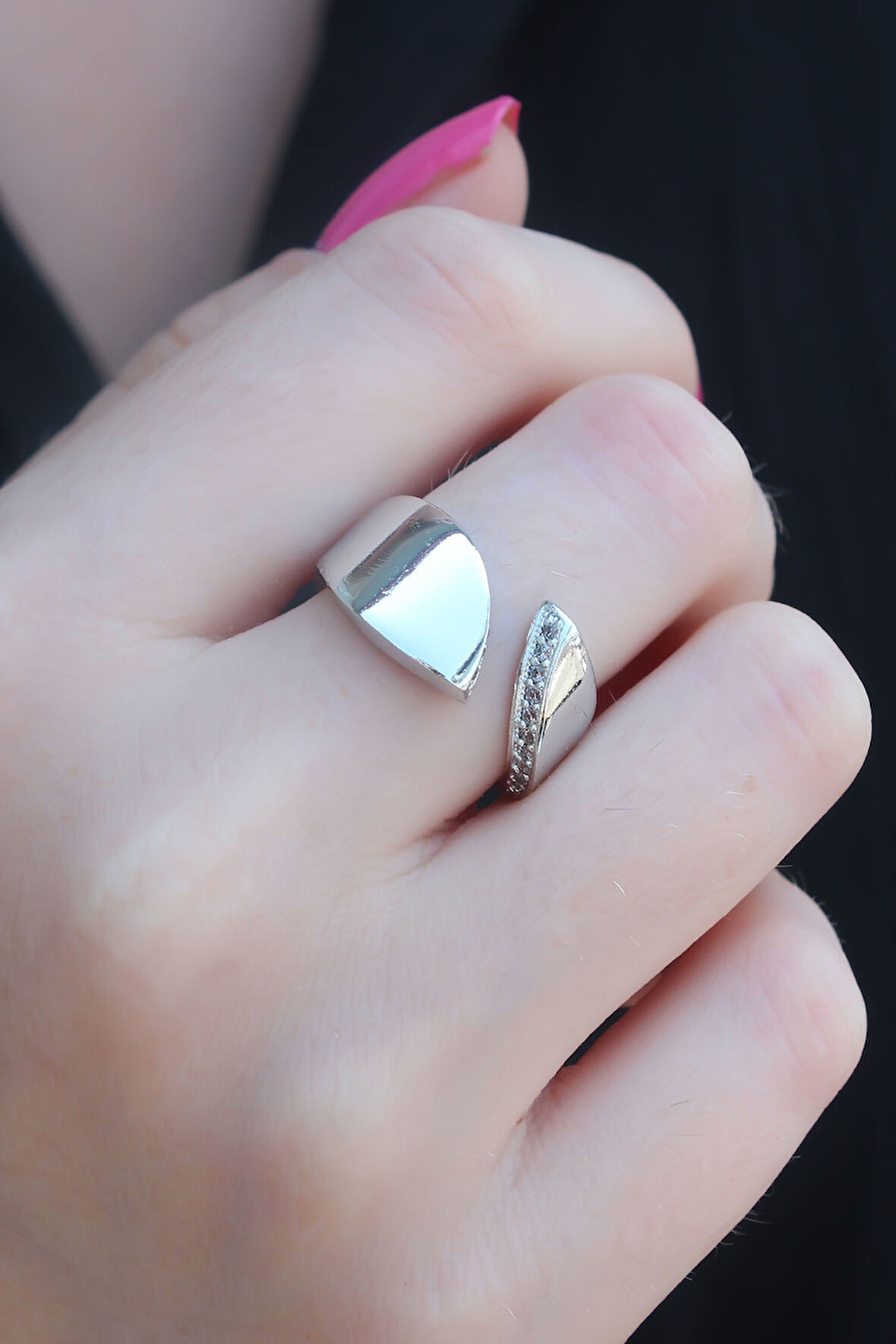 TUA MODA Gümüş Renk Zirkon Taşlı Kadın Yüzük