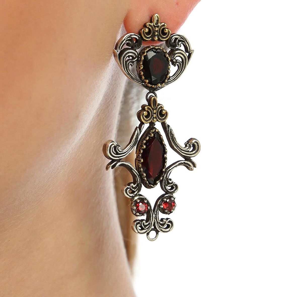 925 Ayar Gümüş ve Bronz Karışımı Garnet Taşlı Otantik Küpe